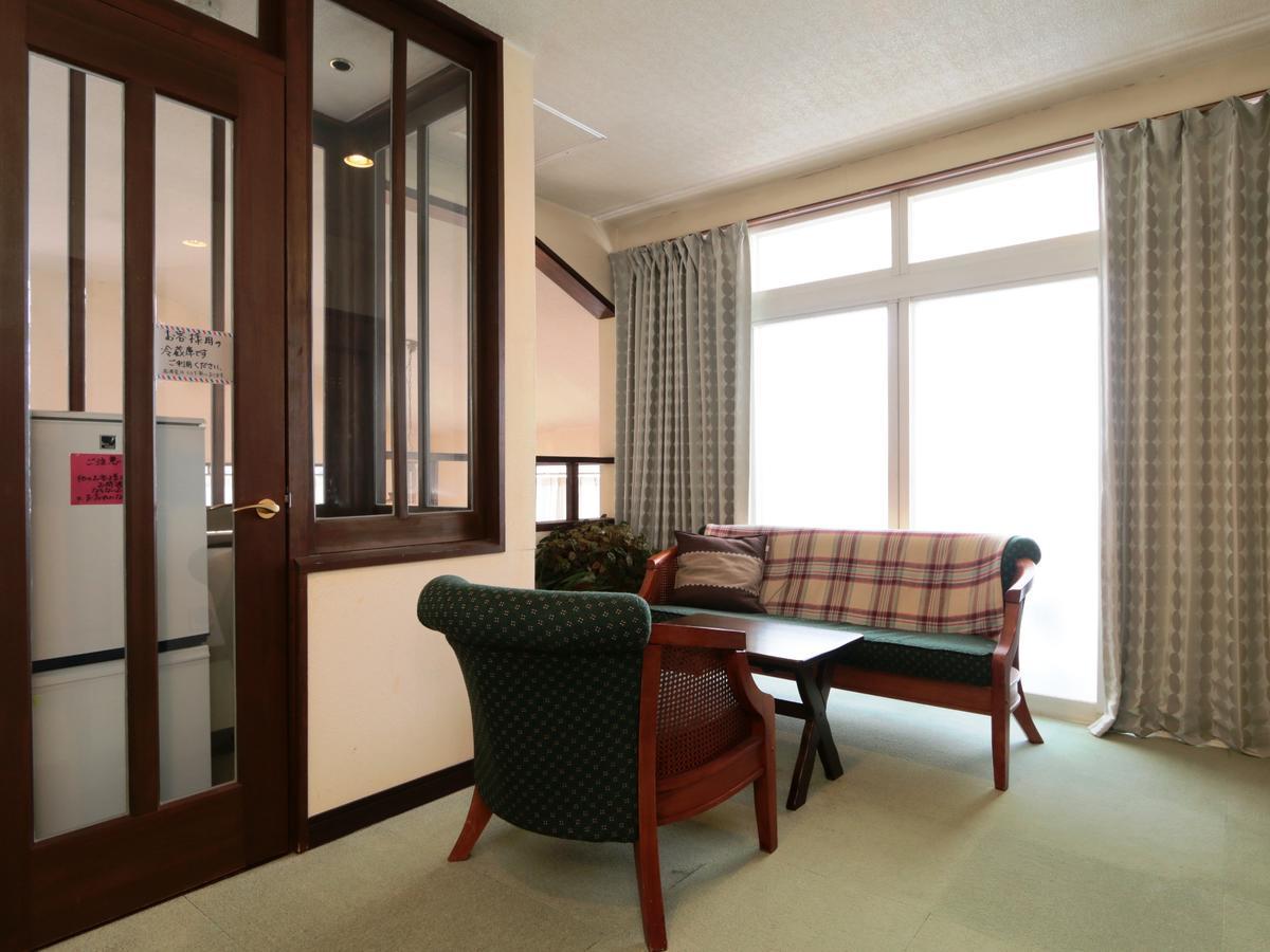 Auberge La Chaumière Otari Esterno foto