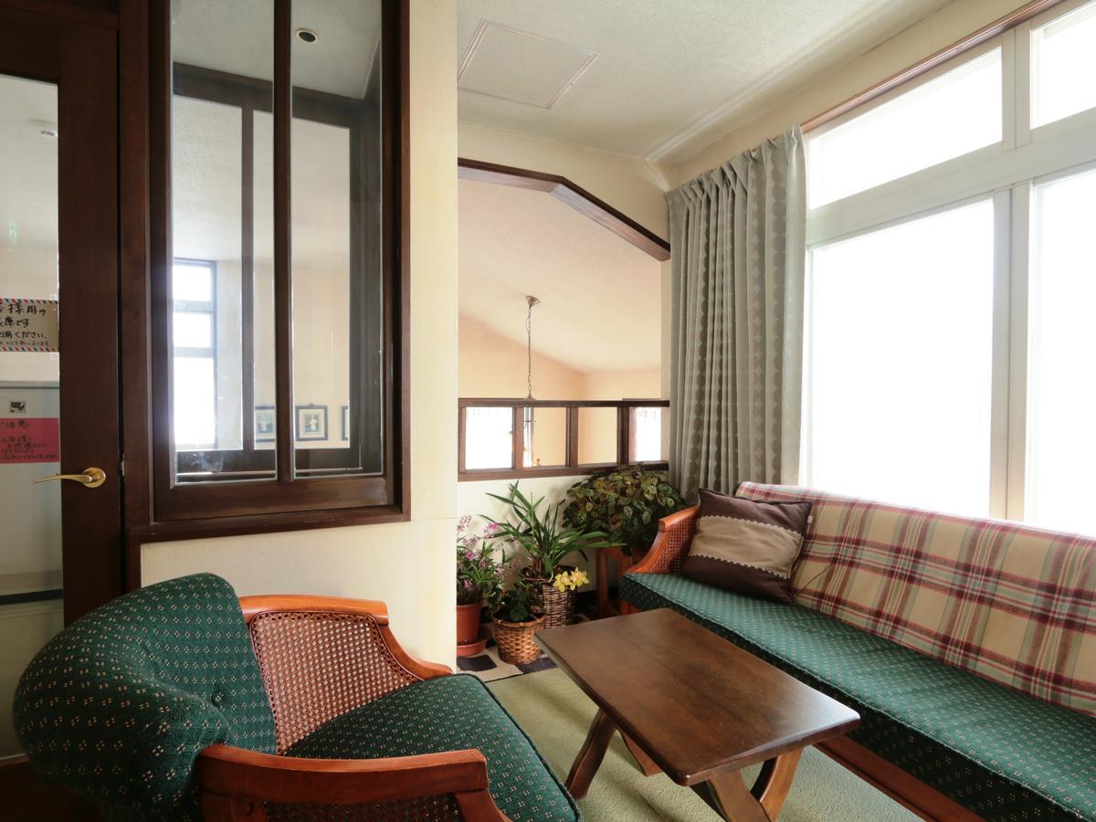Auberge La Chaumière Otari Esterno foto